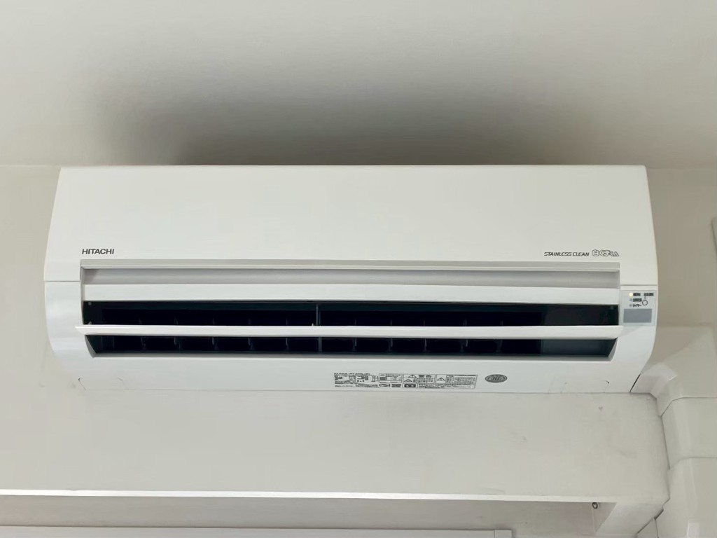 【マンション】エアコン分解洗浄・日立 白くまくん(STAINLESS CLEAN)の内部汚れを徹底除去の施工後写真4