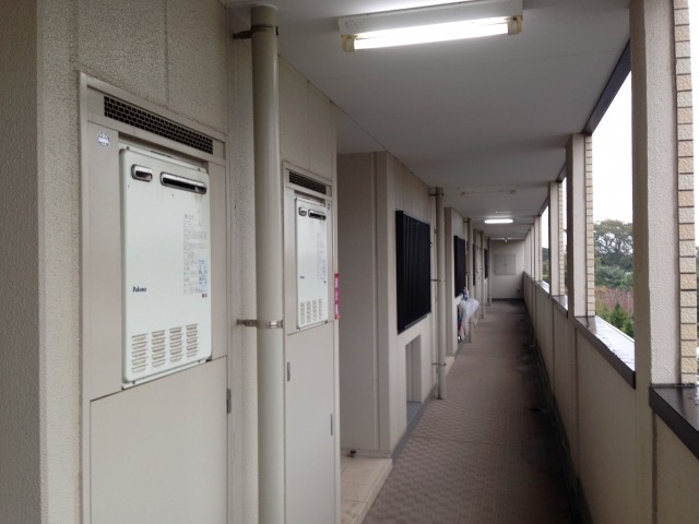 マンション用給湯器の交換